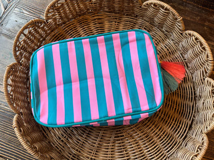 Cabana Style Cosmetic Bag